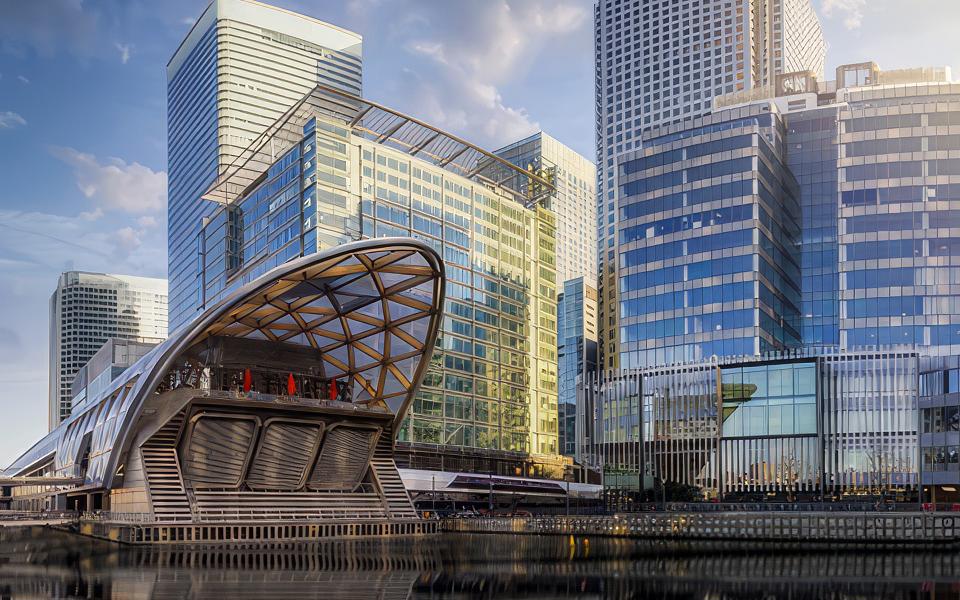 Photo of Canary Wharf on a sunny morning